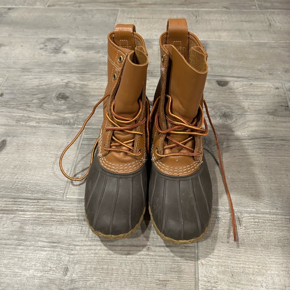 LL Bean Bean Boot Size 6 - Picture 1 of 3